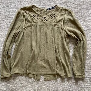 Abercrombie & Fitch Olive Green Eyelet Peasant Blouse XS Cottagecore Boho Spring